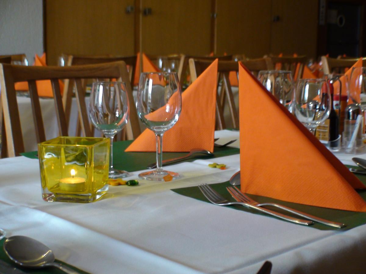 Hotel Restaurant Simplon Frutigen Buitenkant foto