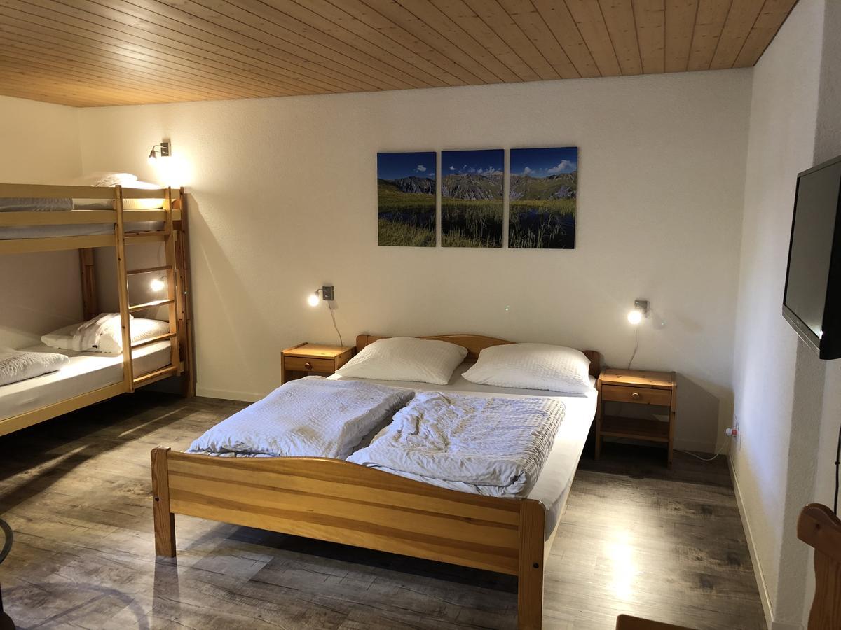 Hotel Restaurant Simplon Frutigen Buitenkant foto