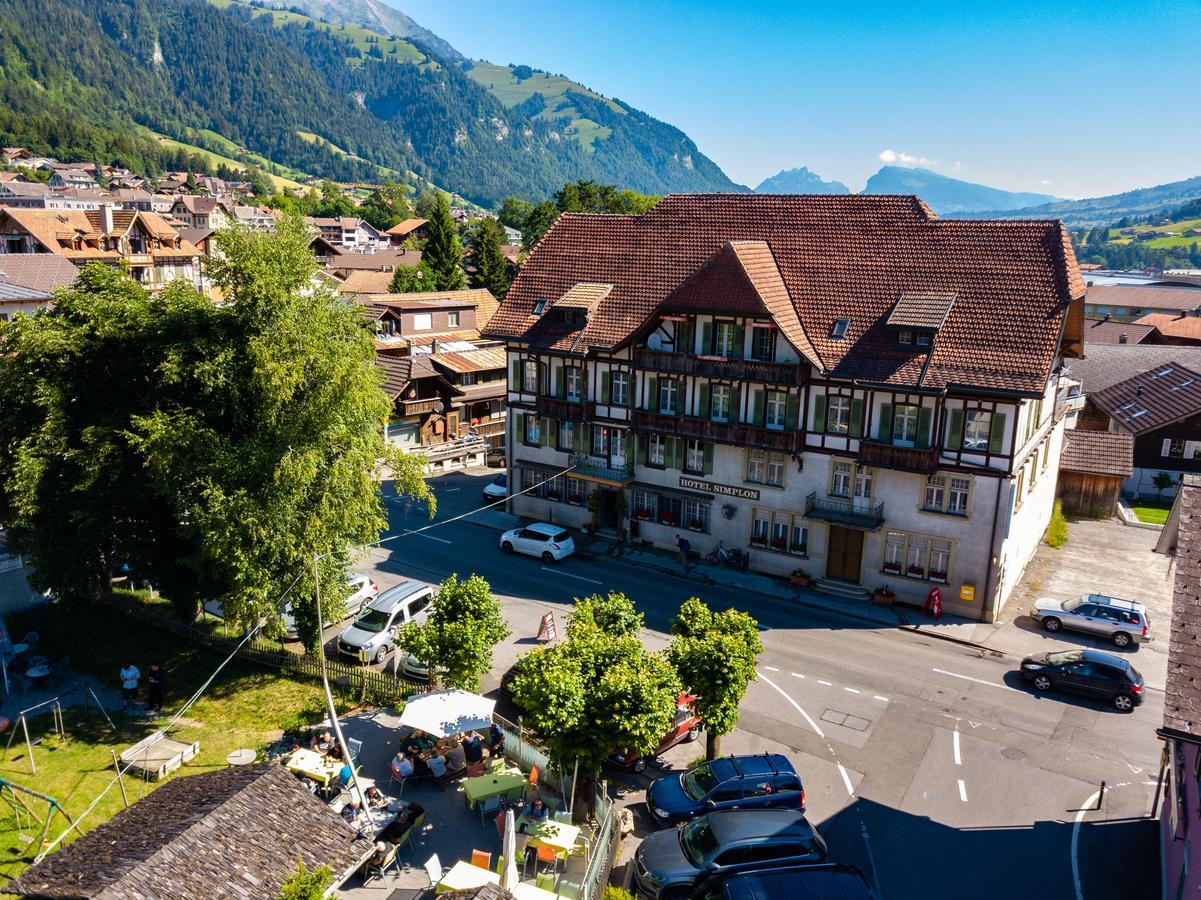 Hotel Restaurant Simplon Frutigen Buitenkant foto